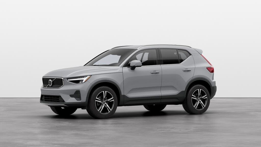 2025 Volvo XC40 B5 Core Bright Theme AWD