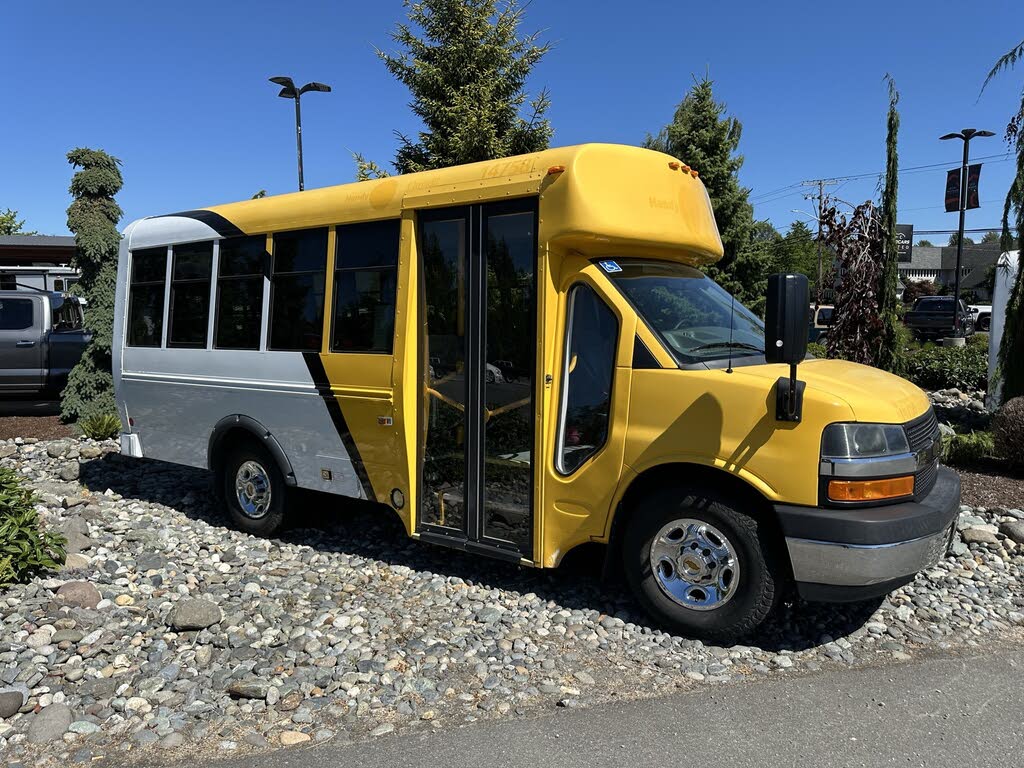 2014 Chevrolet Express Chassis 3500 139 Cutaway with 1SD RWD