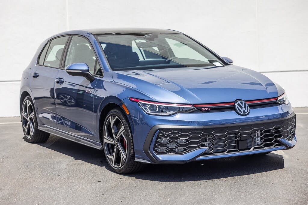 2025 Volkswagen Golf GTI SE FWD