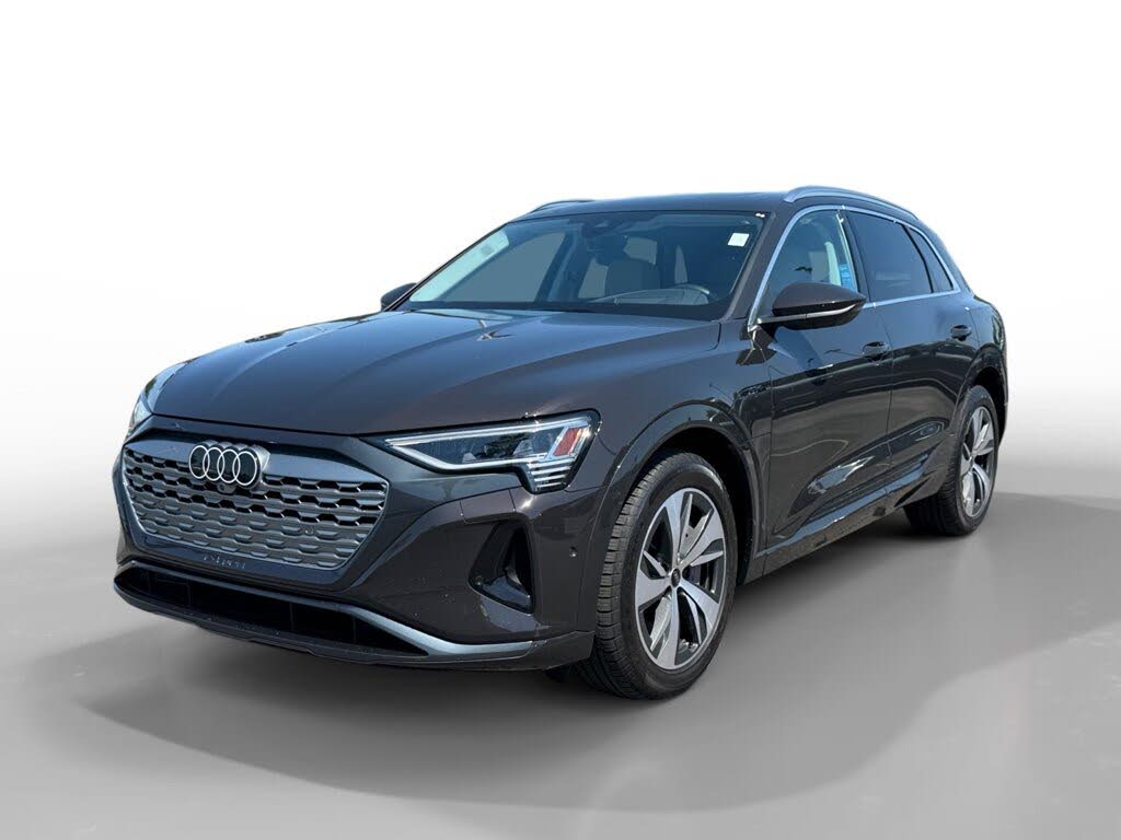 2024 Audi Q8 e-tron quattro Prestige AWD