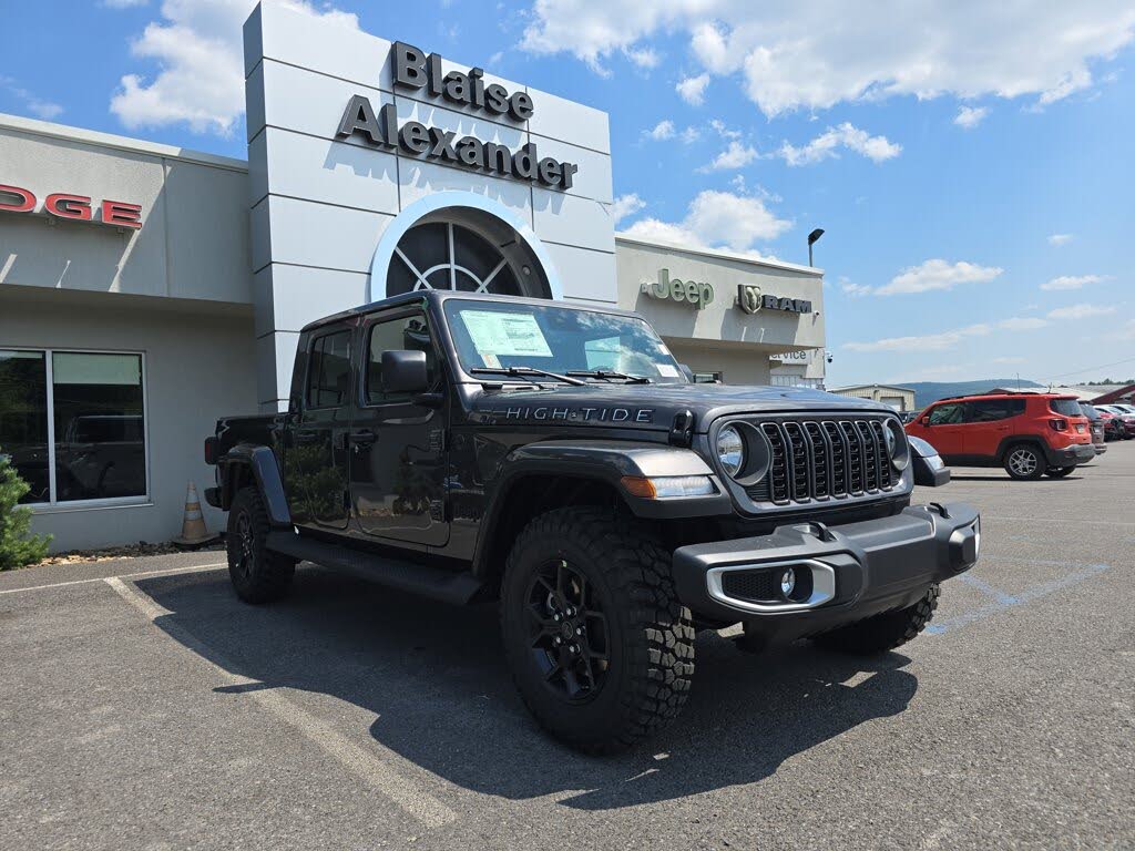 2025 Jeep Gladiator High Tide Crew Cab 4WD
