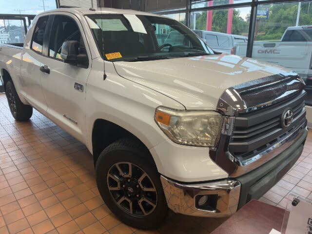 2014 Toyota Tundra SR5 CrewMax 5.7L FFV 4WD
