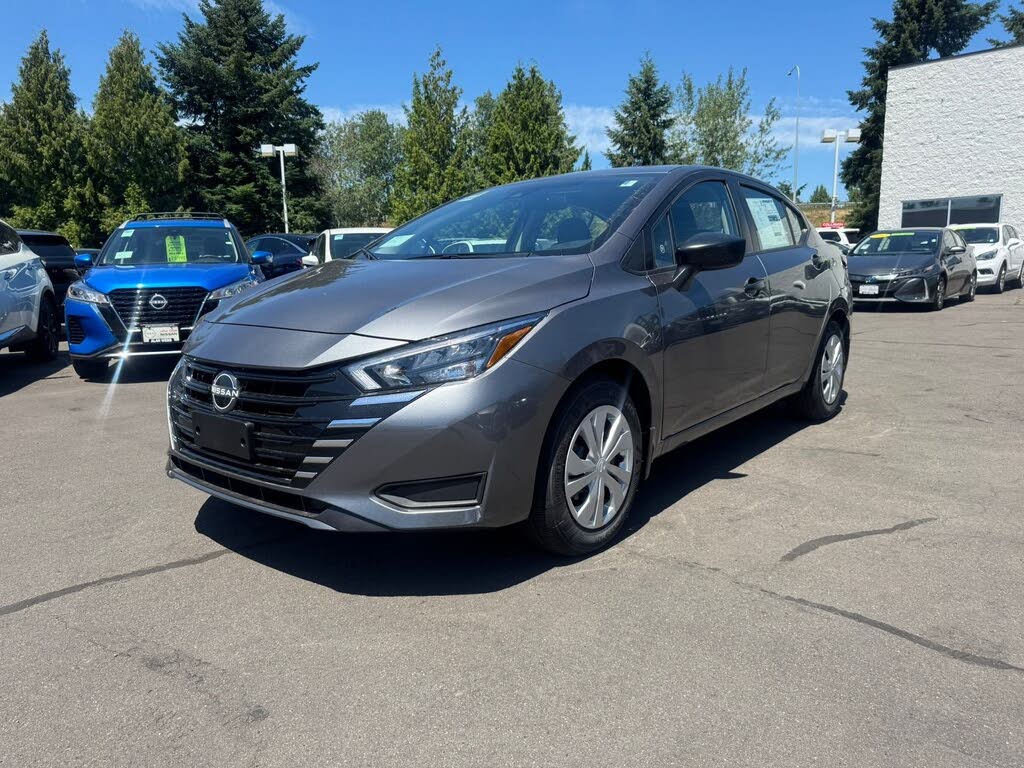 2025 Nissan Versa S FWD