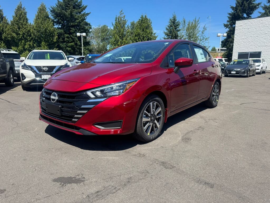 2025 Nissan Versa SV FWD