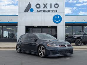 Volkswagen Golf GTI 2.0T SE 4-Door FWD