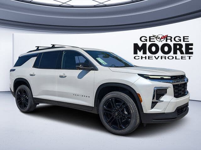 2025 Chevrolet Traverse LT FWD