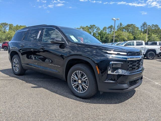 2025 Chevrolet Traverse LT FWD