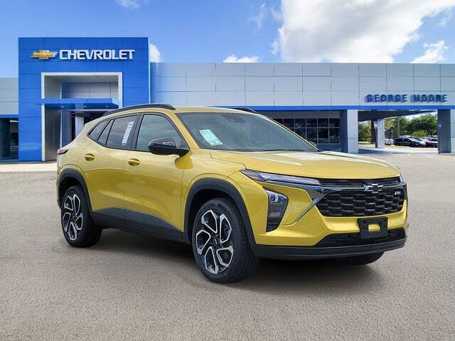 2025 Chevrolet Trax RS with 2RS FWD