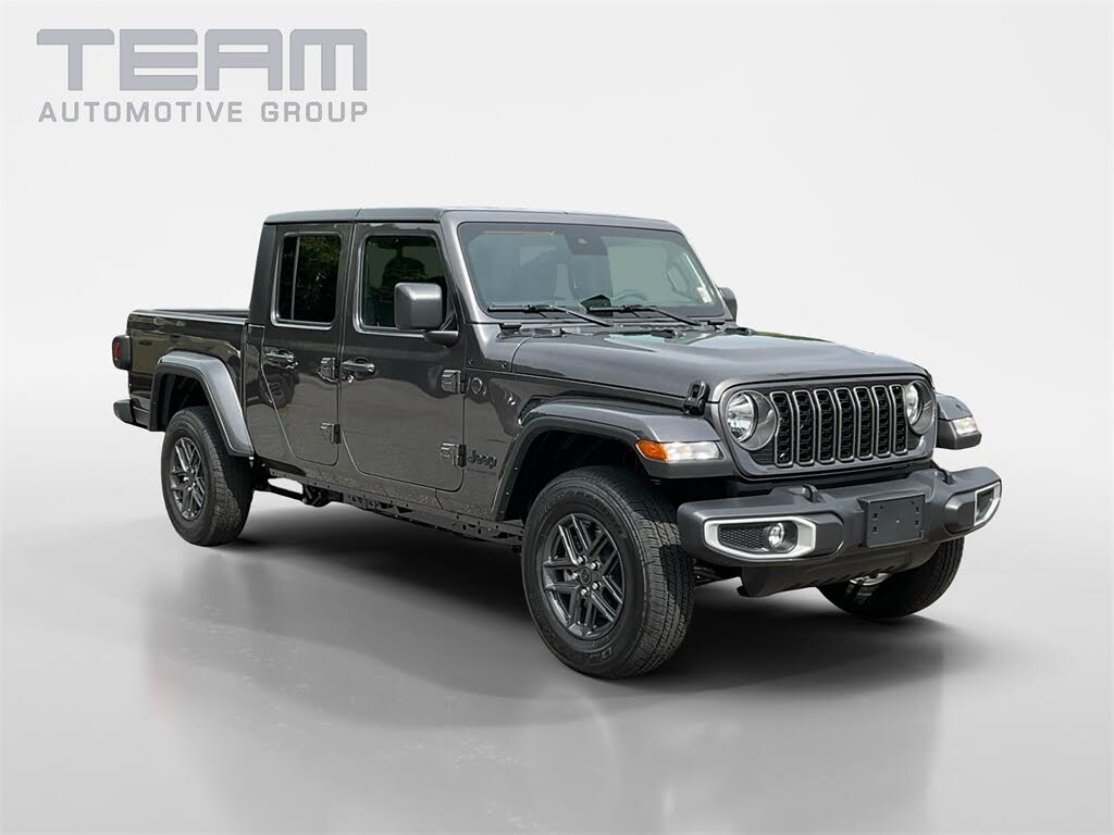 2025 Jeep Gladiator Sport S Crew Cab 4WD