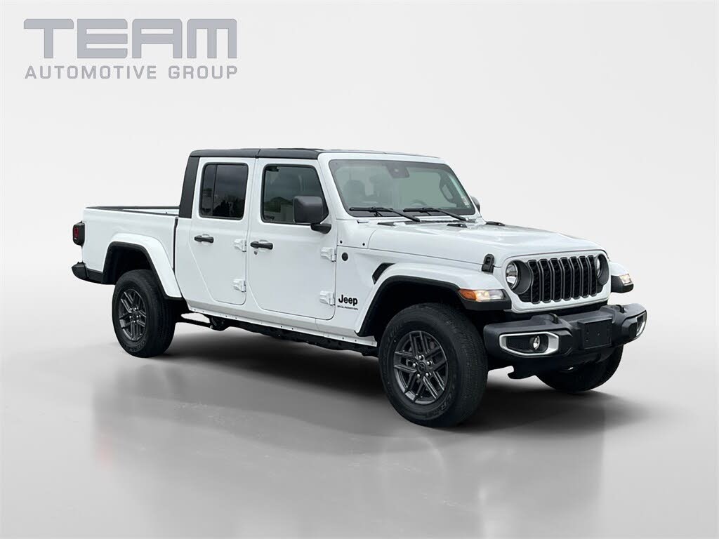 2025 Jeep Gladiator Sport S Crew Cab 4WD