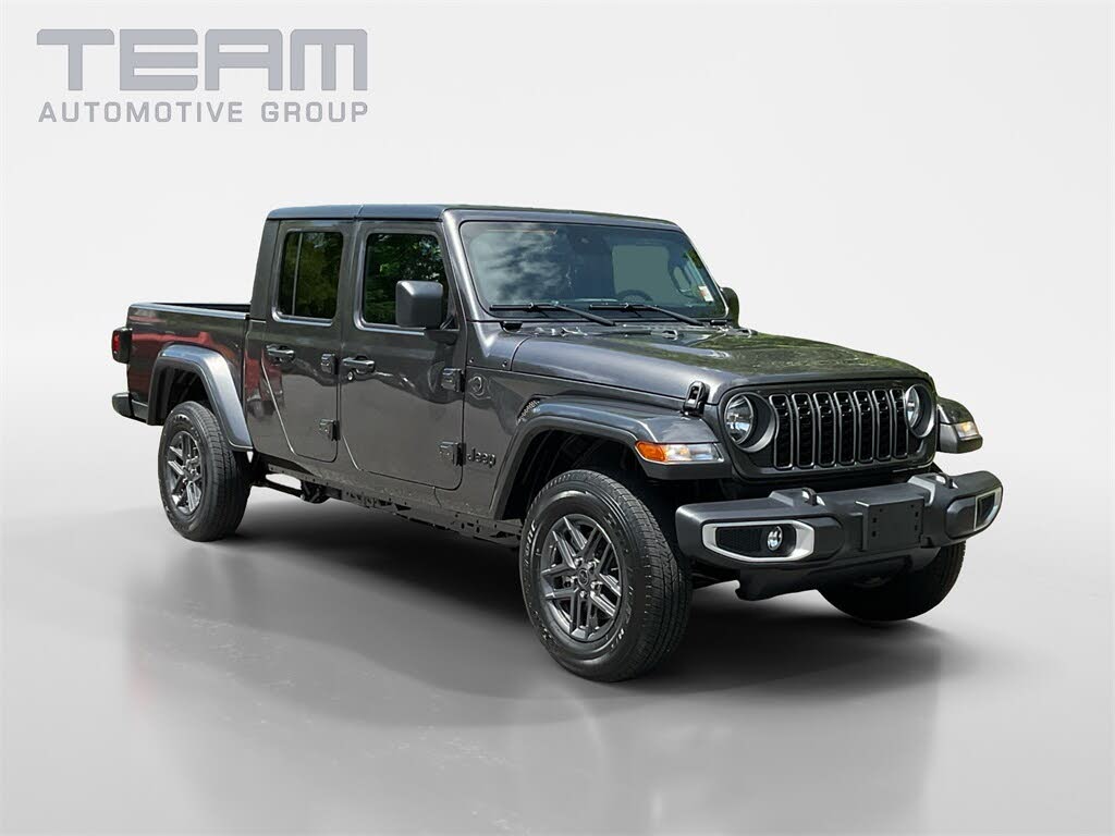 2025 Jeep Gladiator Sport S Crew Cab 4WD