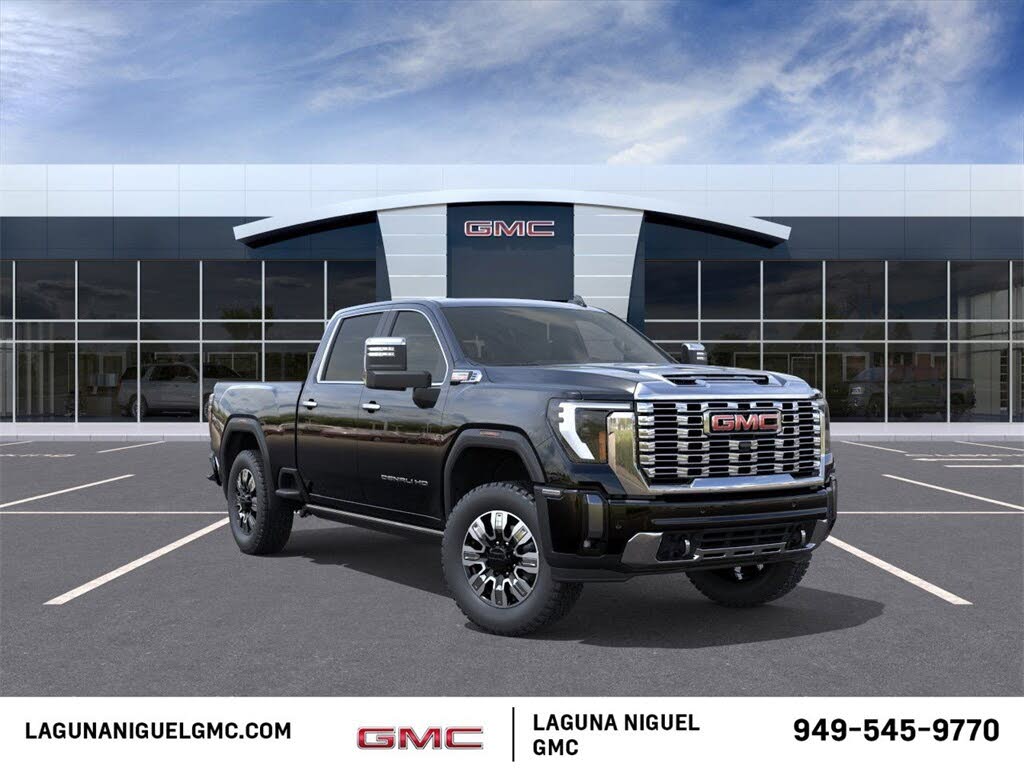 2025 GMC Sierra 2500HD Denali Crew Cab 4WD