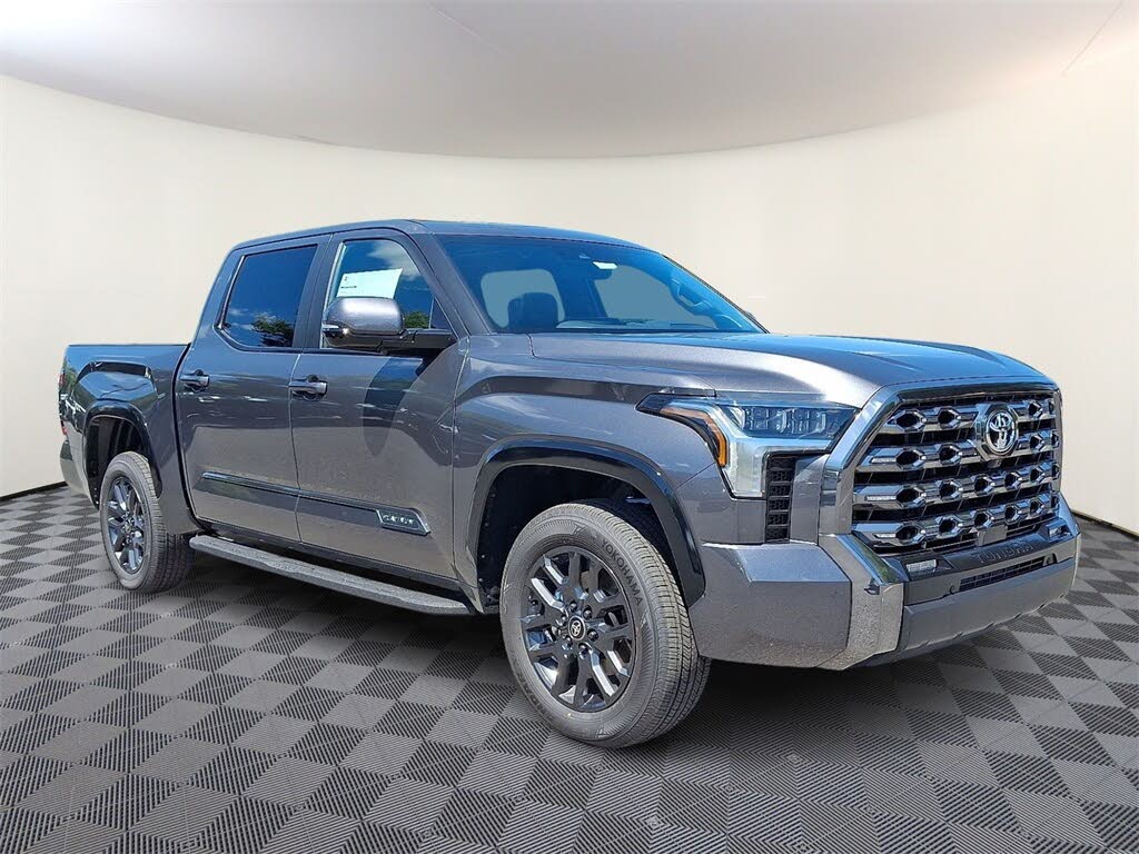 2025 Toyota Tundra Platinum CrewMax Cab 4WD