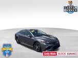 Toyota Camry SE FWD