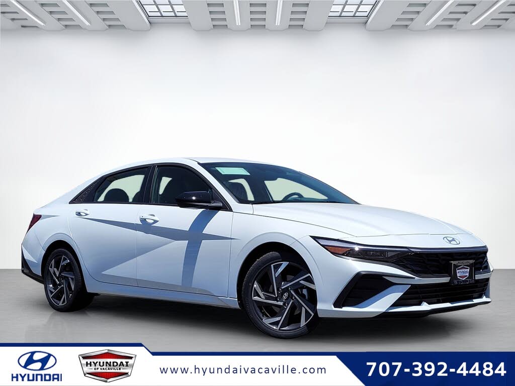 2025 Hyundai Elantra SEL Sport FWD