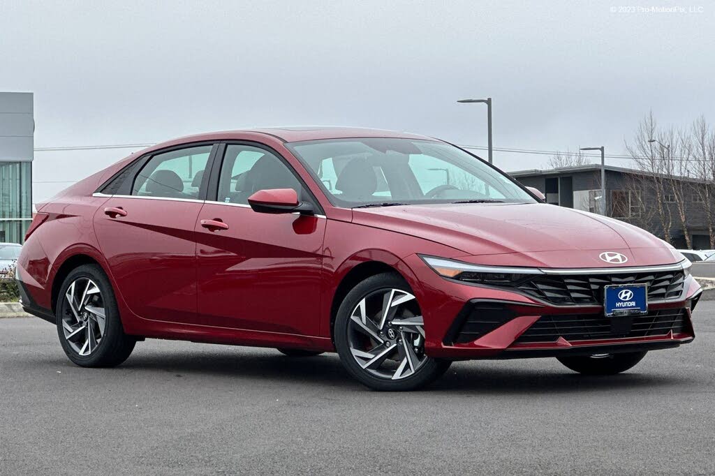 2025 Hyundai Elantra SEL Convenience FWD