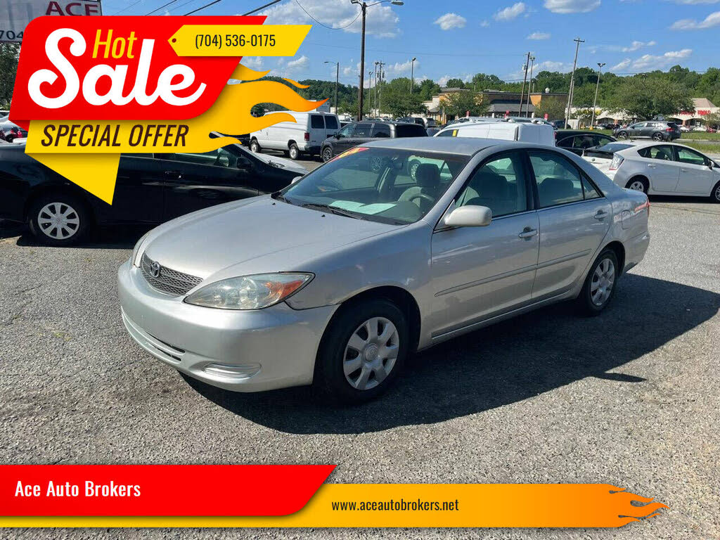 2004 Toyota Camry LE FWD