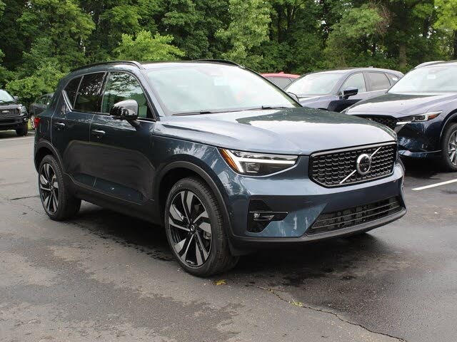 2026 Volvo XC40 B5 Ultra AWD