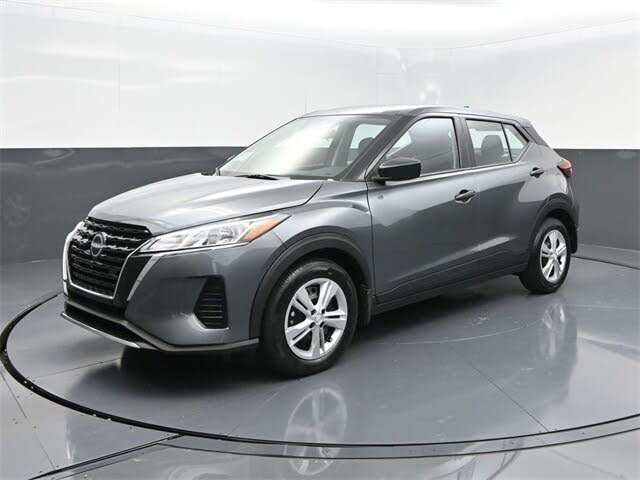 2025 Nissan Kicks Play S FWD