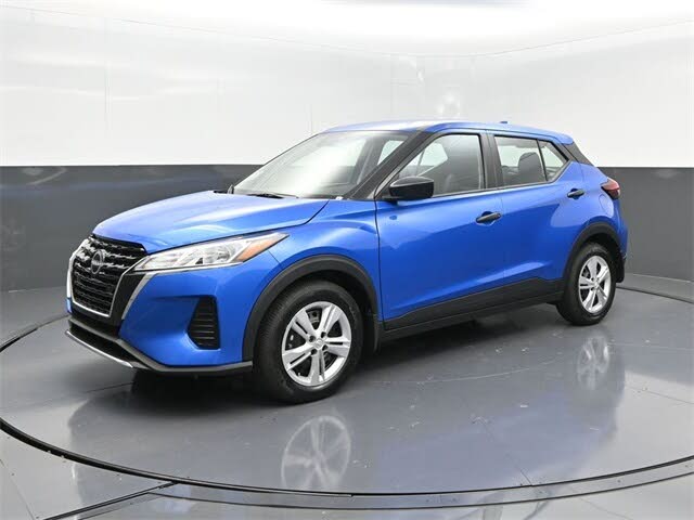 2025 Nissan Kicks Play S FWD