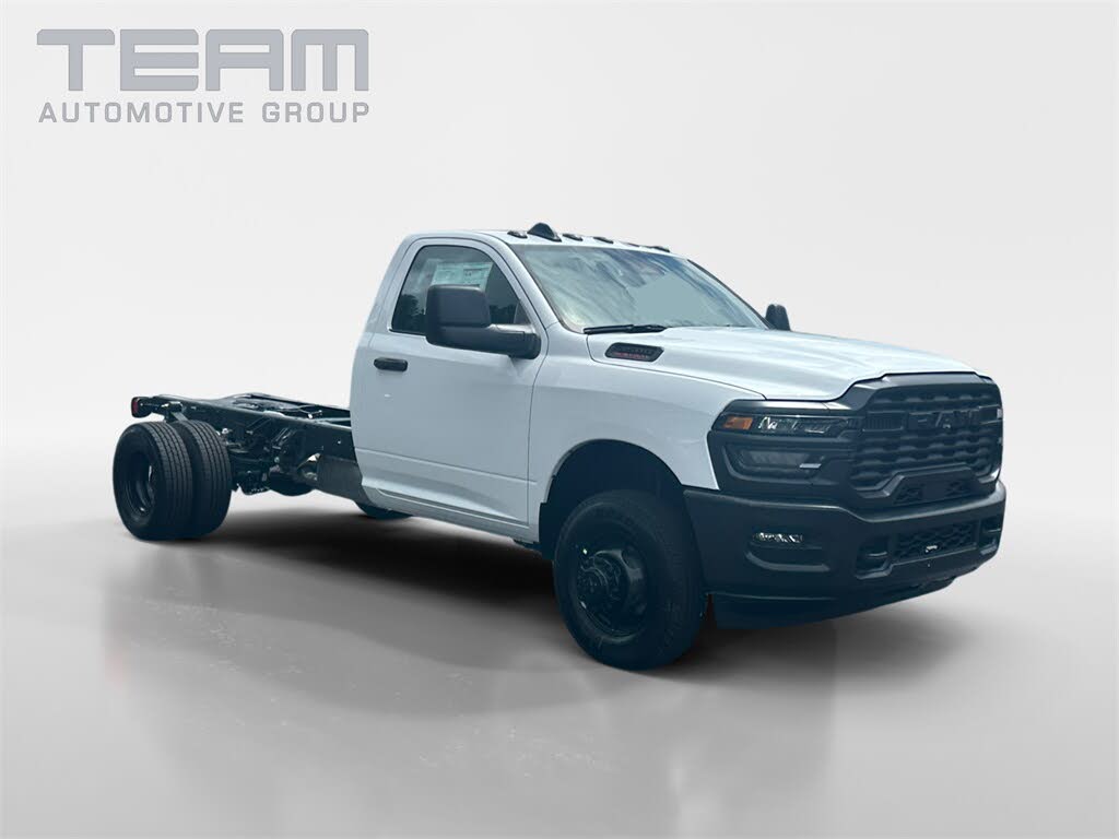 2025 RAM 3500 Chassis Tradesman Regular Cab LB DRW 4WD