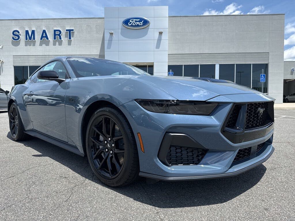 2025 Ford Mustang GT Fastback RWD