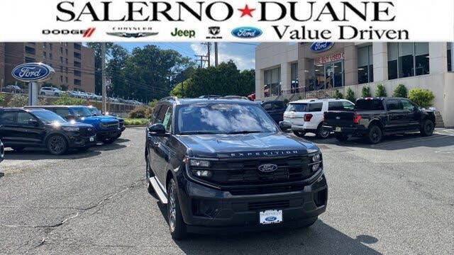 2025 Ford Expedition Active 4WD