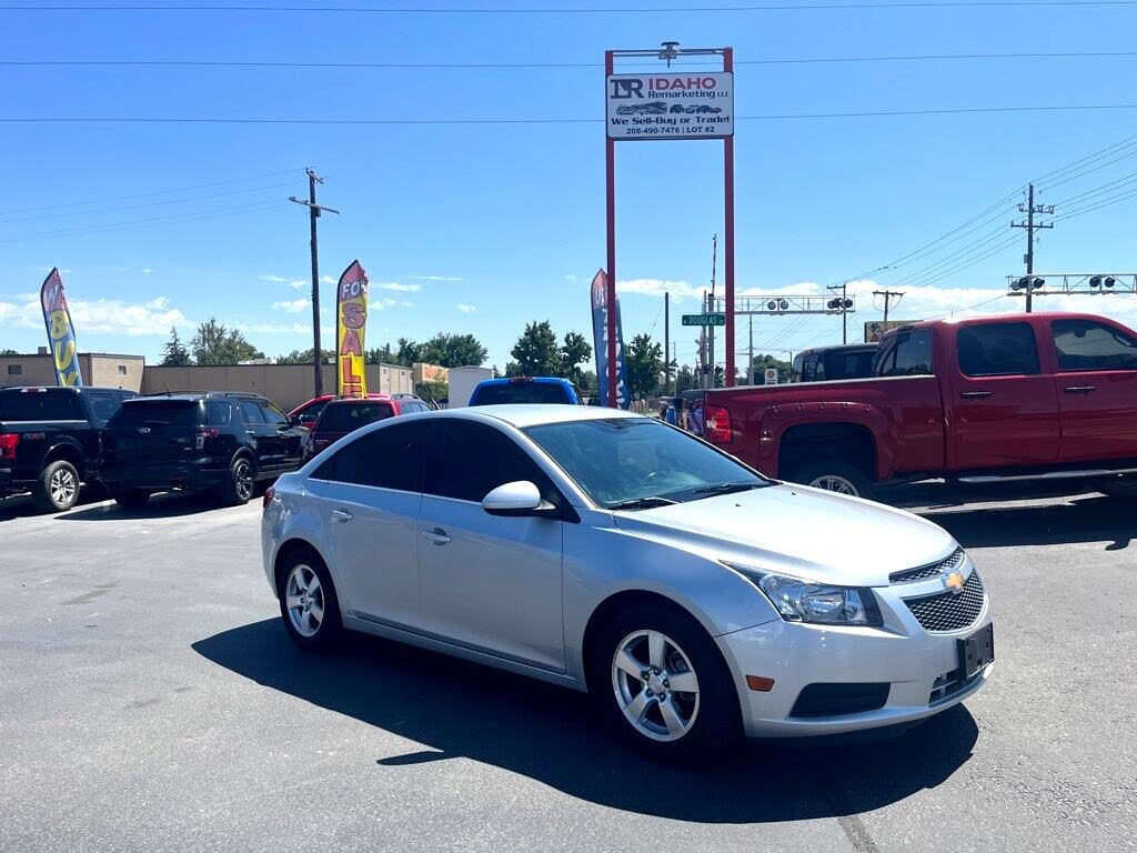 2013 Chevrolet Cruze 1LT Sedan FWD