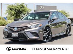 Toyota Camry Hybrid SE FWD