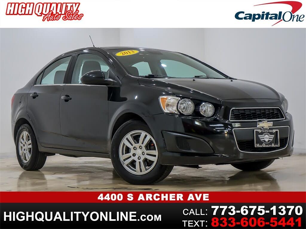 2013 Chevrolet Sonic LT Sedan FWD