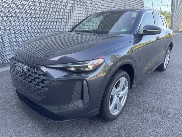 2025 Audi Q5 quattro Premium Plus 40 TFSI