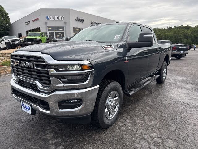 2025 RAM 2500 Tradesman Crew Cab 4WD