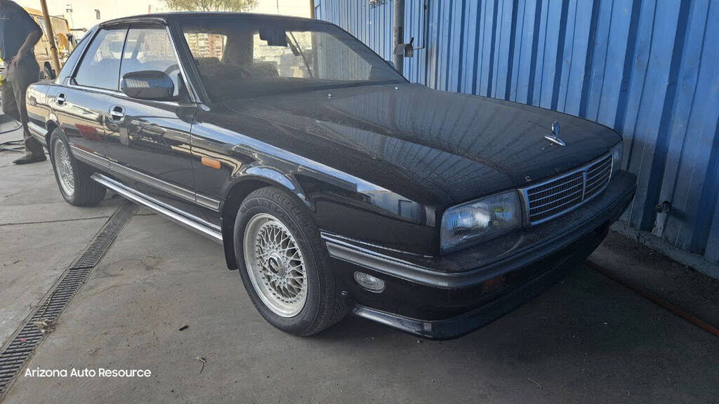 1990 Nissan Cedric