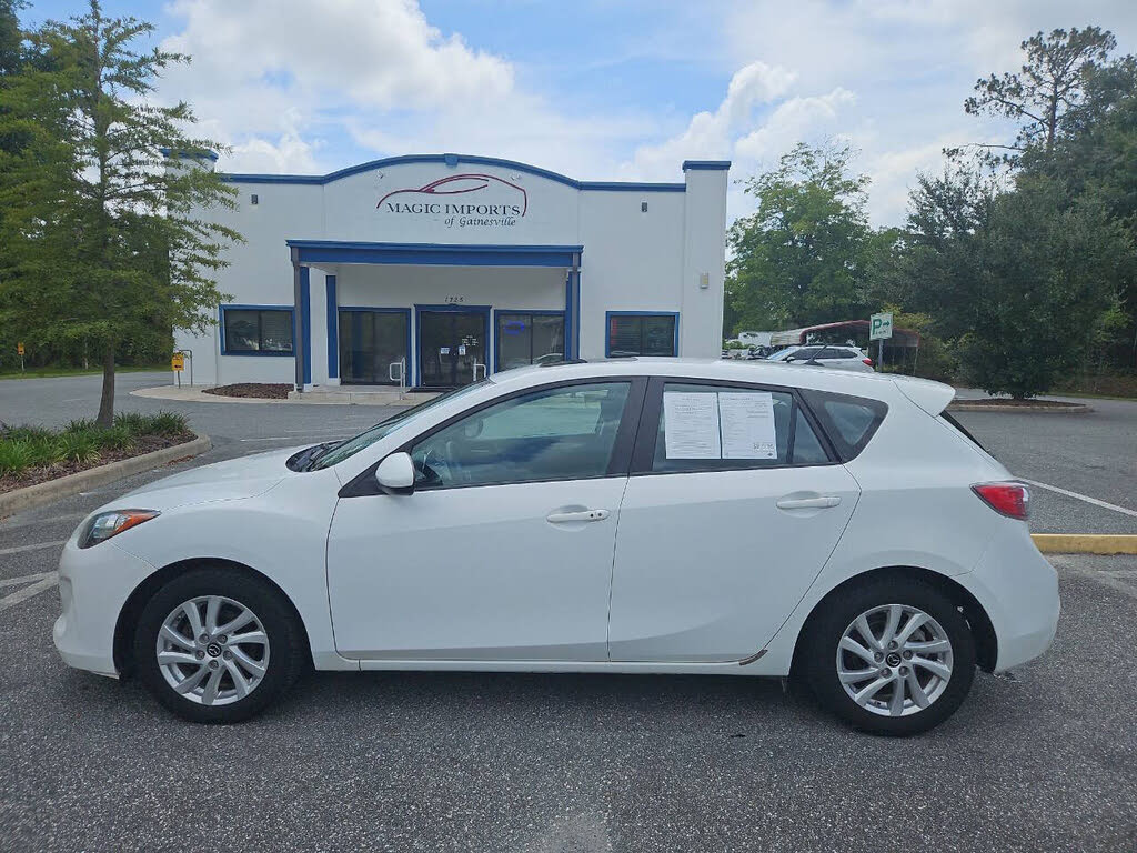 2013 Mazda MAZDA3 i Touring Hatchback