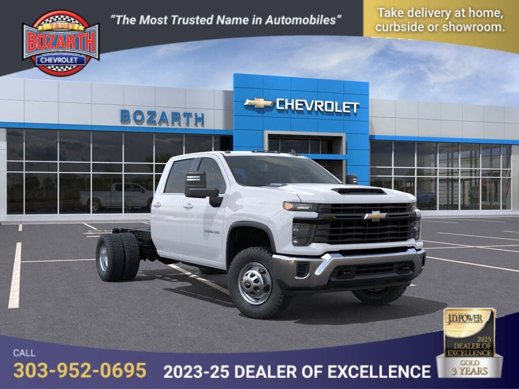 2025 Chevrolet Silverado 3500HD Chassis Work Truck Crew Cab 4WD