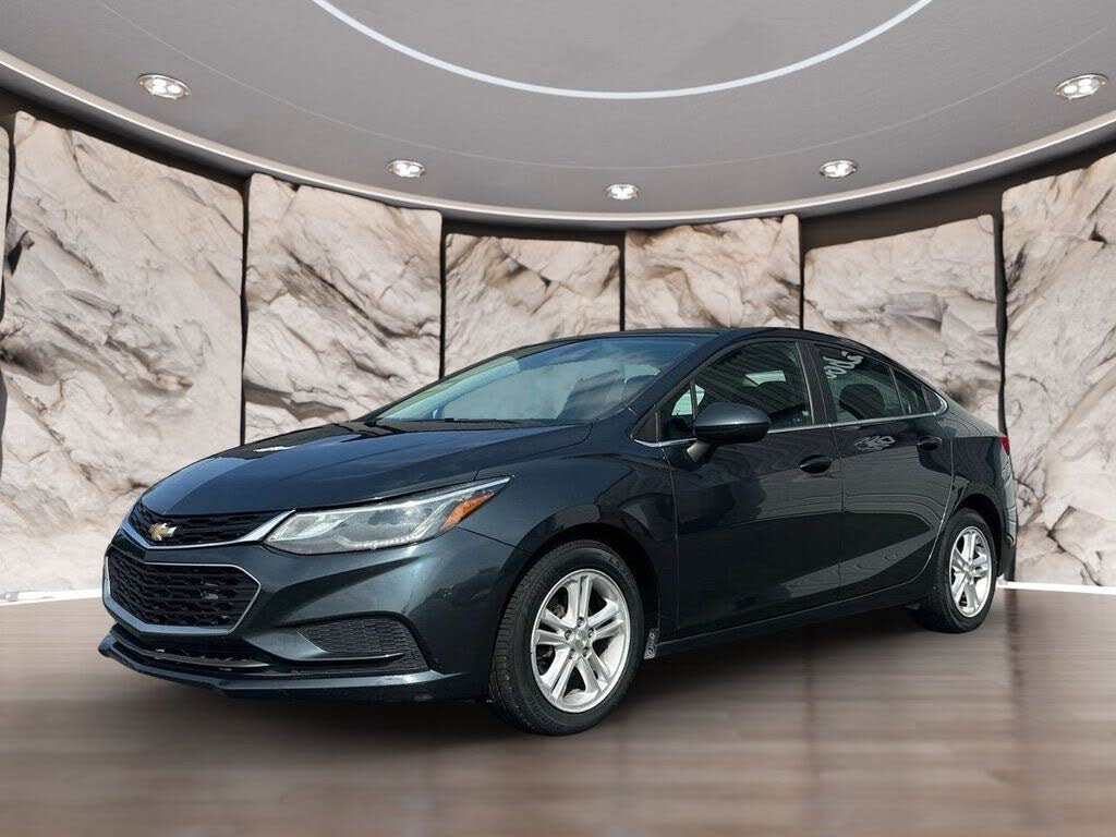 2018 Chevrolet Cruze LT Sedan FWD