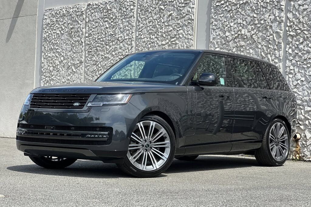 2025 Land Rover Range Rover P530 SE LWB AWD