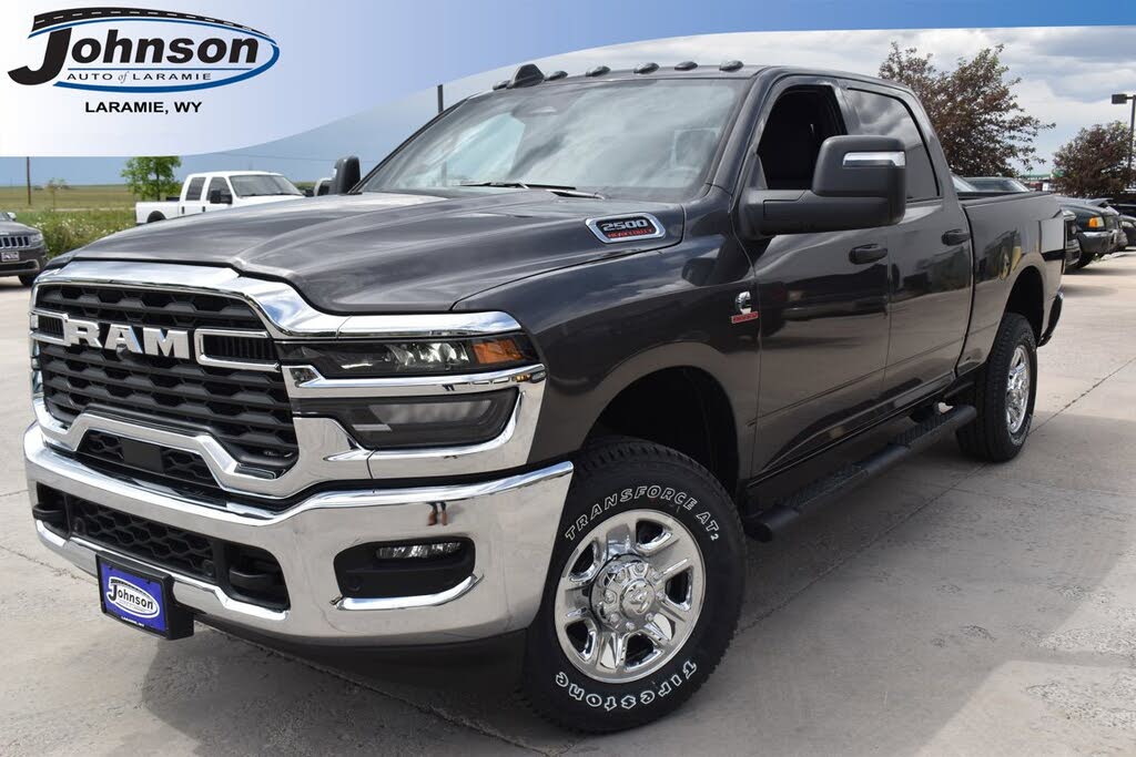 2025 RAM 2500 Tradesman Crew Cab 4WD