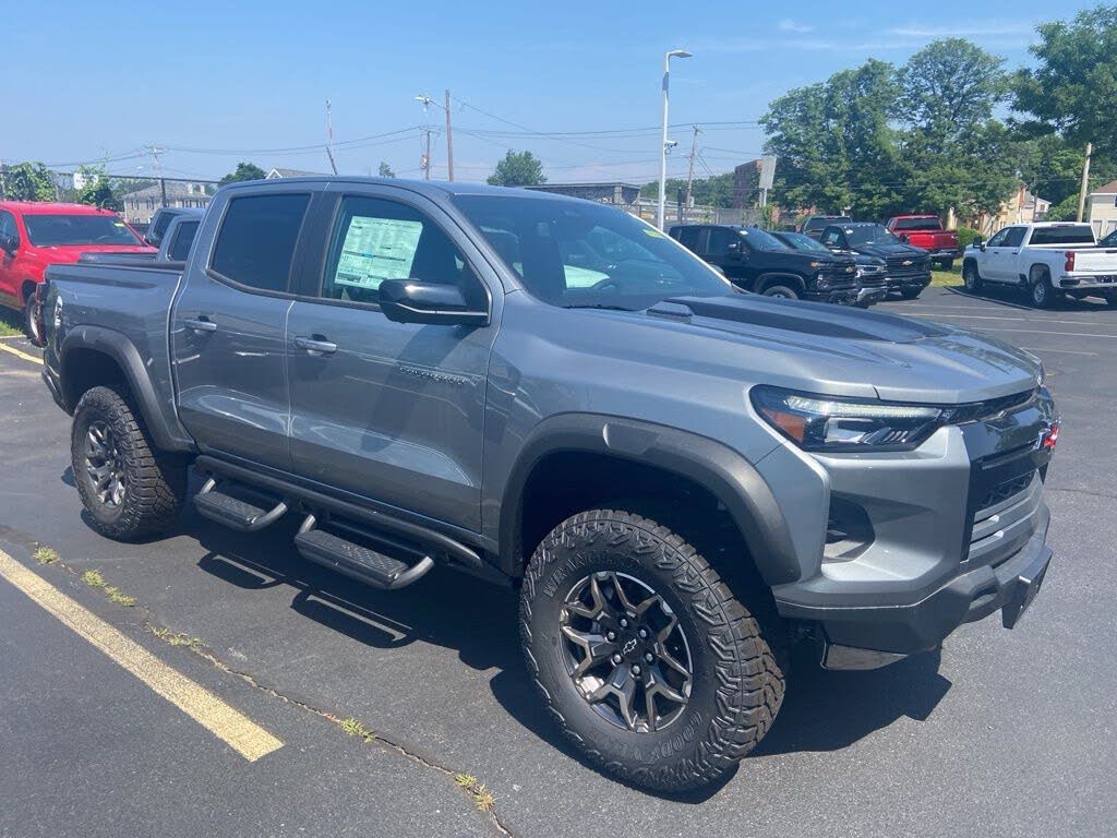 2025 Chevrolet Colorado ZR2 Crew Cab 4WD