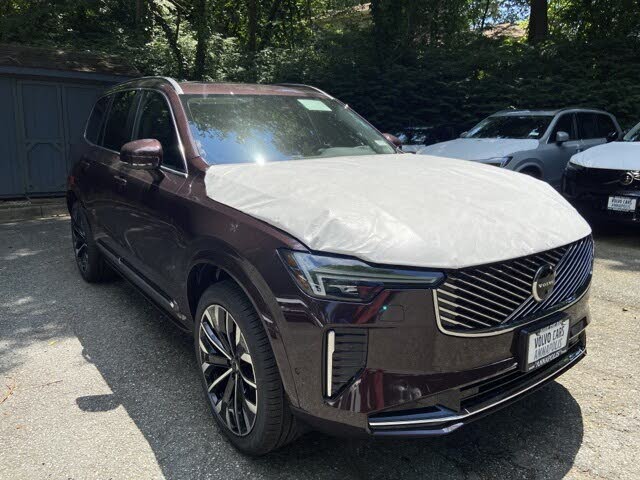 2026 Volvo XC90 B5 Plus 7-Passenger AWD