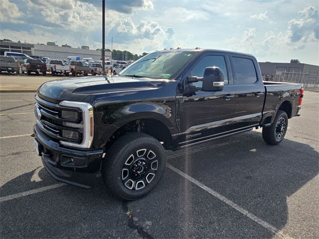2025 Ford F-250 Super Duty Platinum Crew Cab 4WD