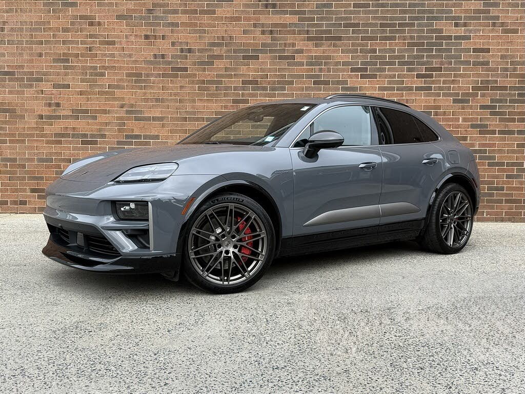 2025 Porsche Macan AWD