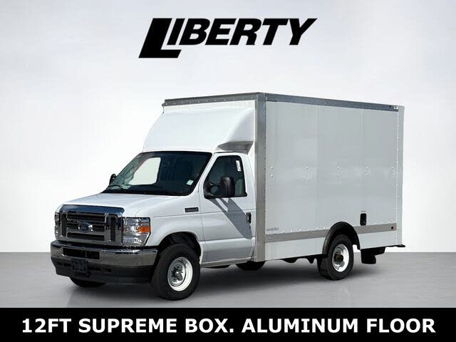2025 Ford E-Series Chassis E-350 SD Cutaway SB DRW RWD