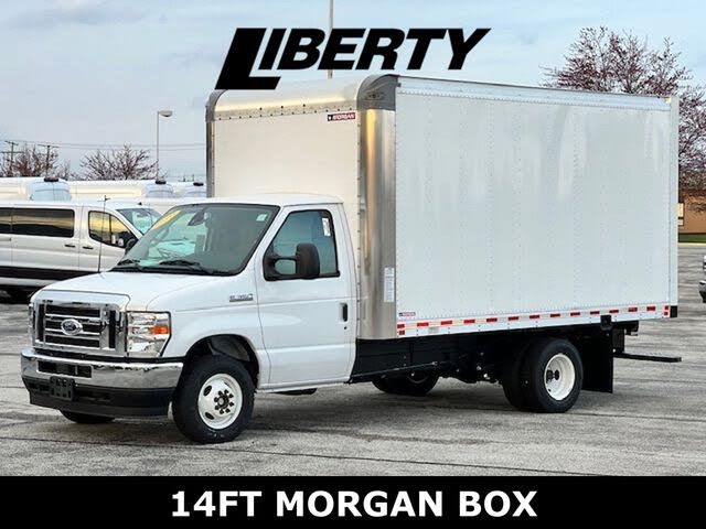 2025 Ford E-Series Chassis E-350 SD Cutaway SB DRW RWD