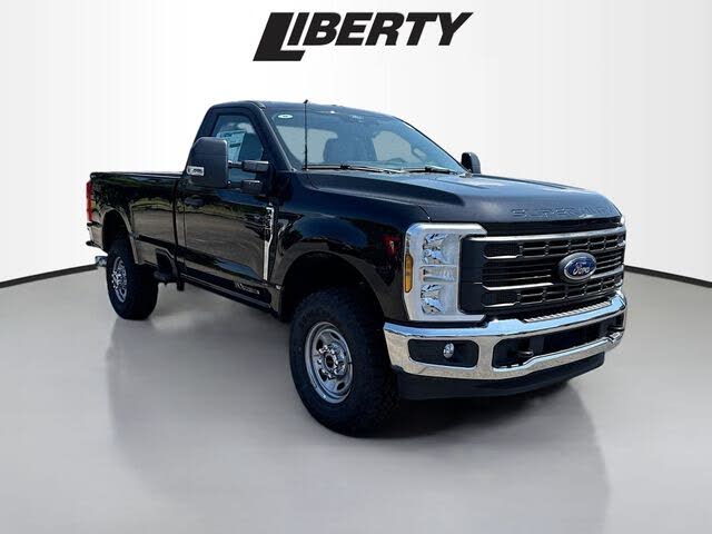 2025 Ford F-250 Super Duty XLT Regular Cab LB 4WD