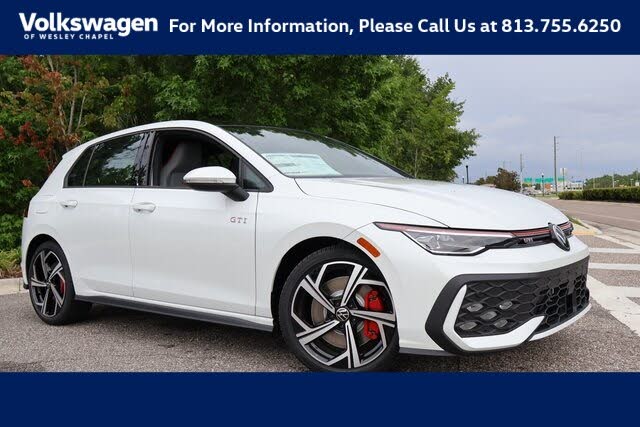 2025 Volkswagen Golf GTI SE FWD