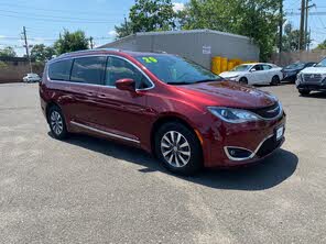 Chrysler Pacifica Touring L Plus FWD