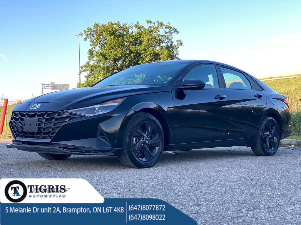 2022 Hyundai Elantra SEL FWD