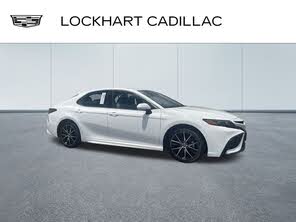 Toyota Camry SE FWD