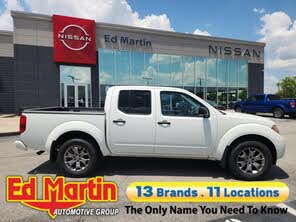 Nissan Frontier SV Crew Cab 4WD